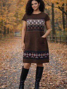 100% wool Olive green sheath dress front pockets short sleeve geometric